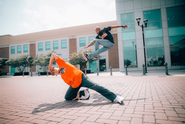 pexels-jerm-gonzalo-2895449